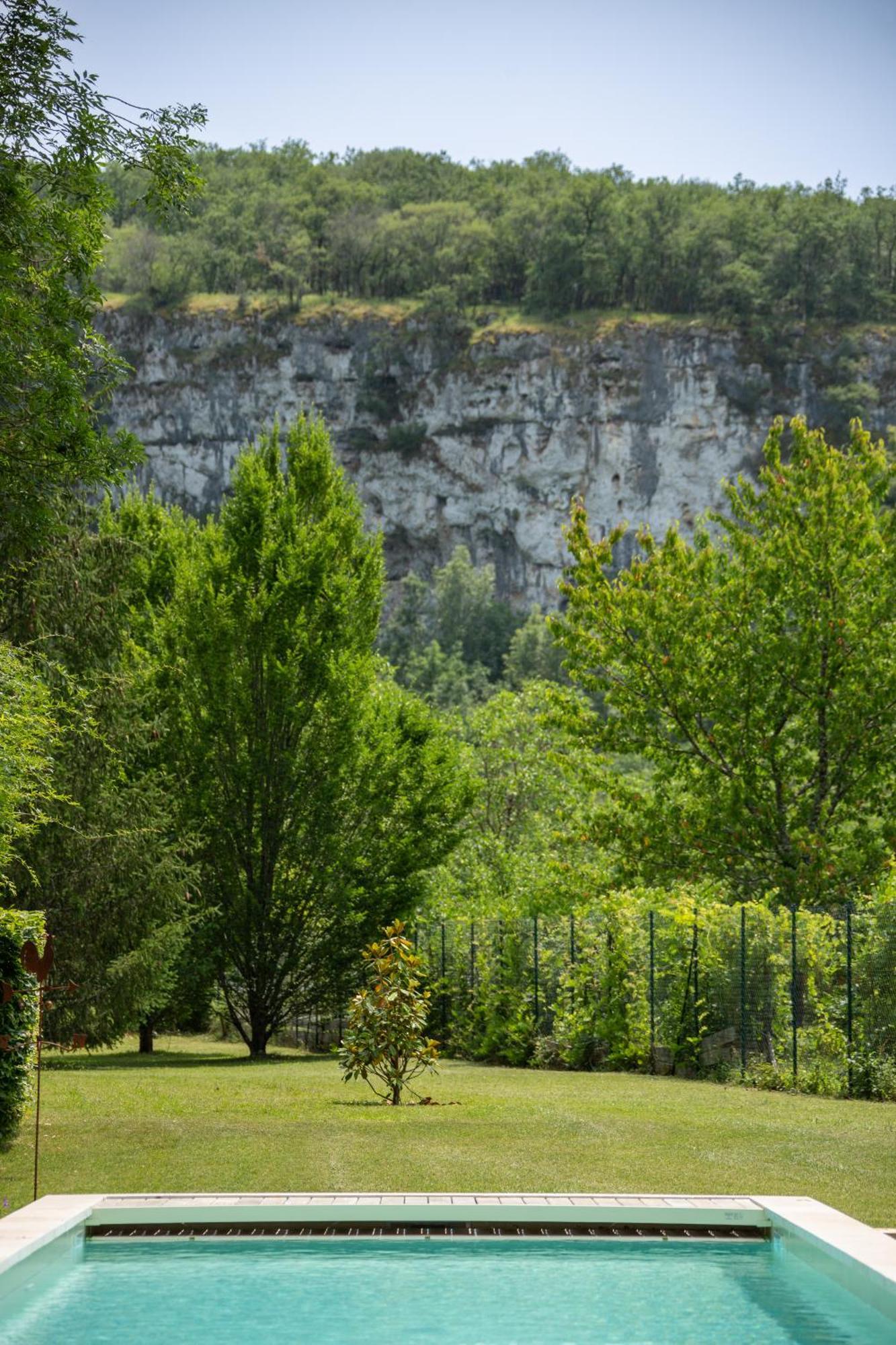 Le Moulin De La Maison Des Templiers Villa Saint-Cernin-de-Larche Bagian luar foto